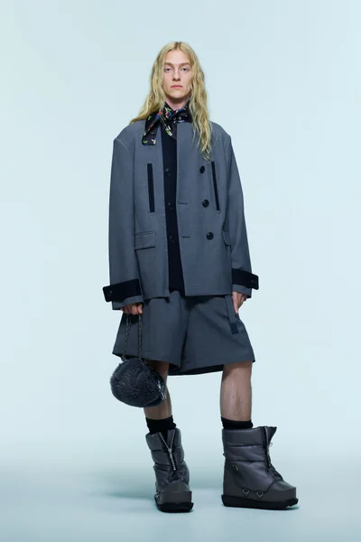 Look 4